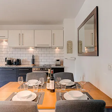 Cosmiques, Alpes Agency, Chamonix, Sleeps 4 Apartamento