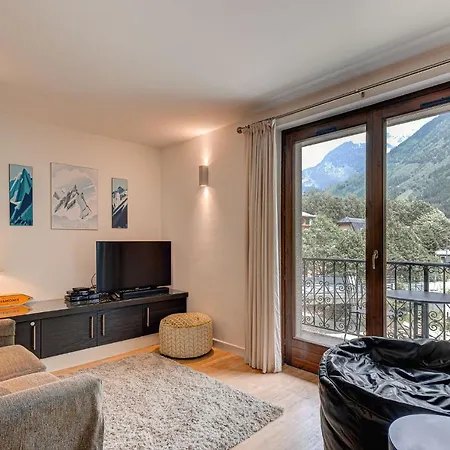Cosmiques, Alpes Agency, Chamonix, Sleeps 4 Chamonix Mont Blanc